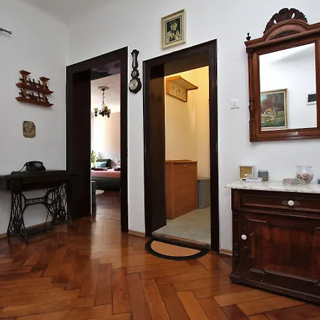 Idyllisches Direkt In Der Altstadt Von Rovinj, 5 Minuten Zum Apartman *