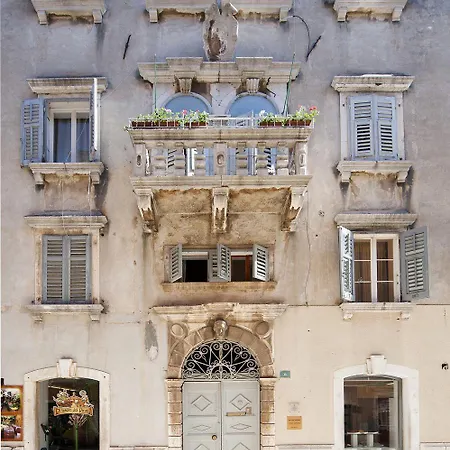 Idyllisches Direkt In Der Altstadt Von Rovinj, 5 Minuten Zum Apartment *